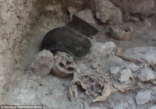 Unusual-ology: Beheaded Massacre Victims Found in 1,400 Year Old Mayan Mass&nbsp;Grave.